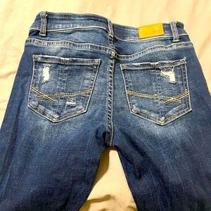 BKE Victoria size 27 mid rise skinny ankle